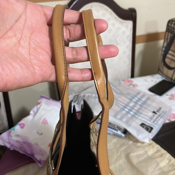 SOLD❤️Gucci Monogram Tote Canvass - Picture 7 of 17